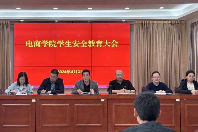 说明: 4b14c9a19f1676548e8c55d49da774a